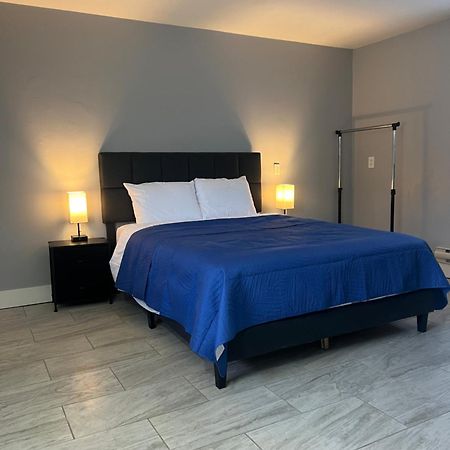 Nest Inn Вотертаун Екстер'єр фото